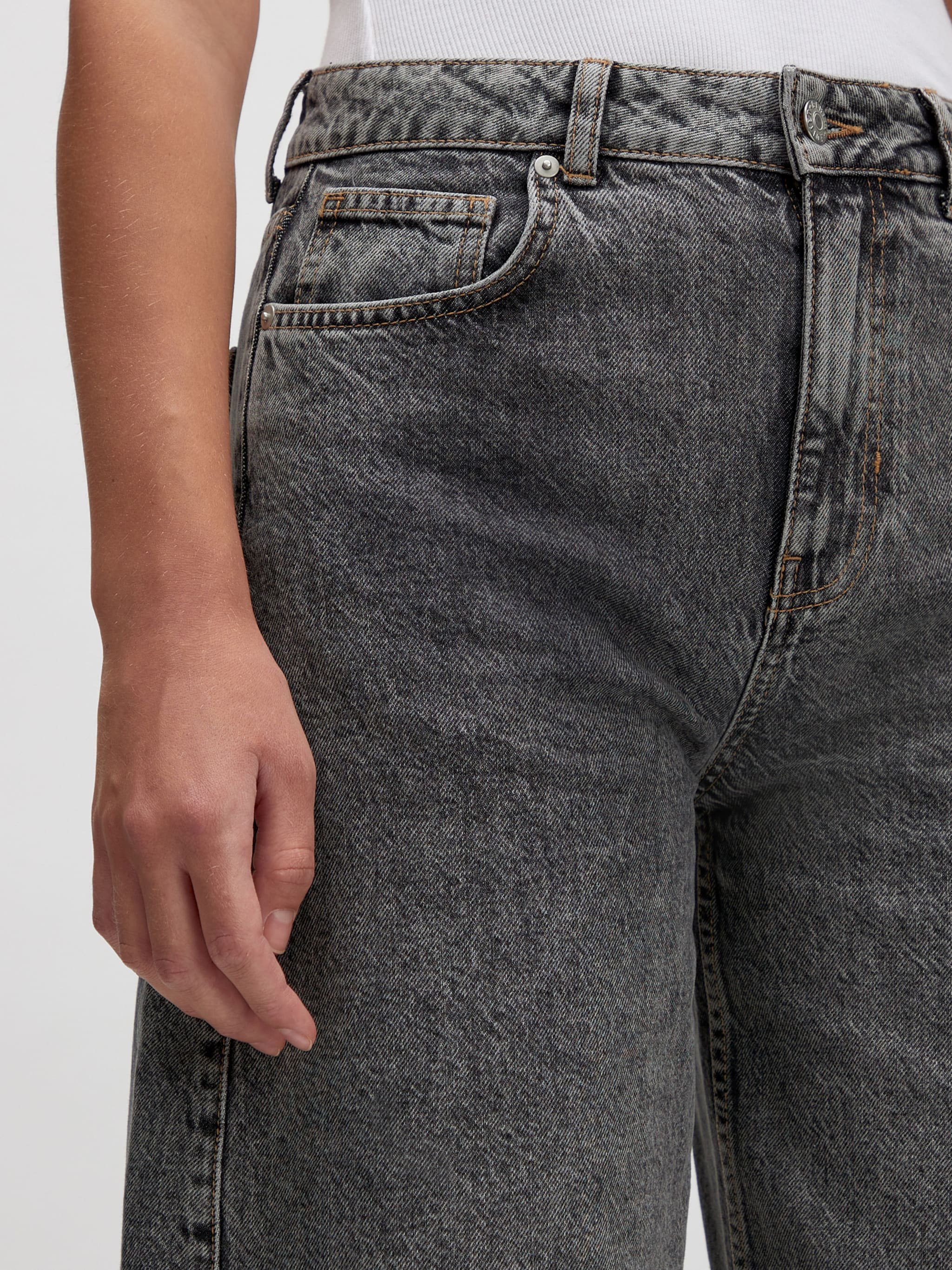 EDITED Produits Jean 'Camilla' gris