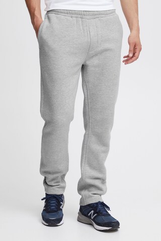 11 Project Regular Workout Pants 'Ravnes' in Grey: front