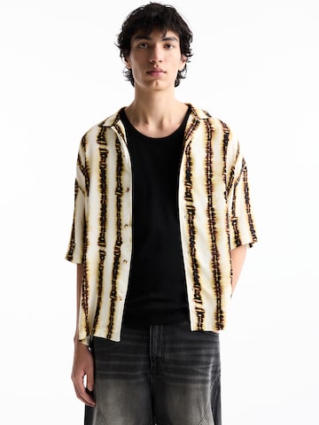 Pull&Bear Comfort fit Overhemd in Beige: voorkant