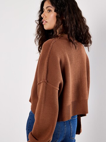Apricot Sweater ' ' in Red