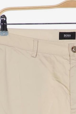 BOSS Black Shorts 35-36 in Weiß