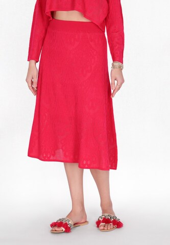 IZIA Skirt in Pink: front