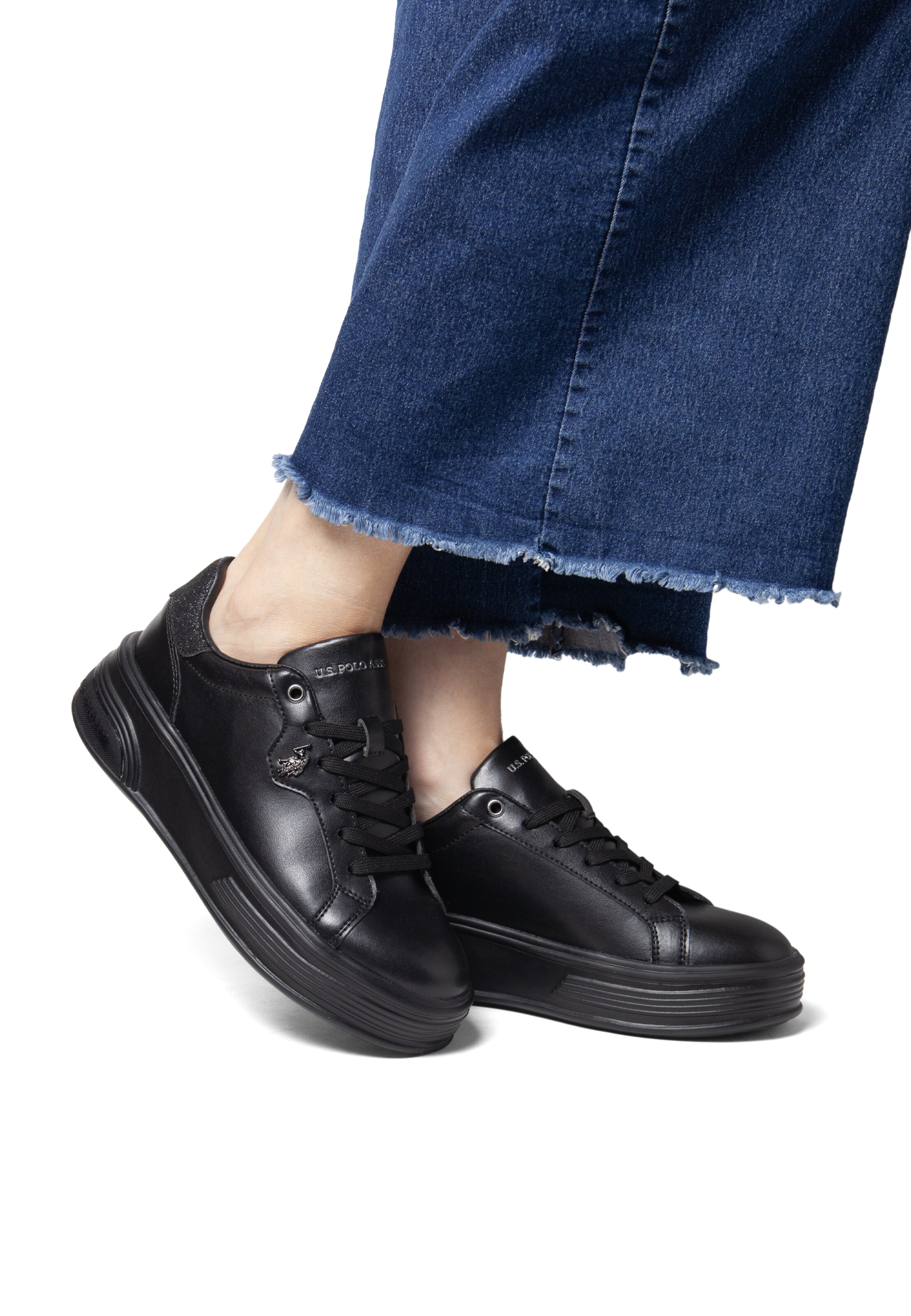 U.S. POLO ASSN. Platform trainers in Black: front