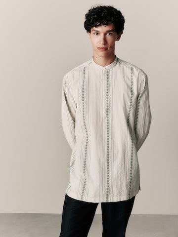 Next Regular fit Ing - bézs: elől