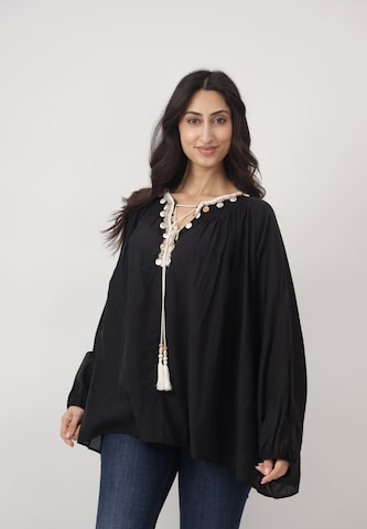 CHERRY KOKO Tuniek in Zwart: voorkant