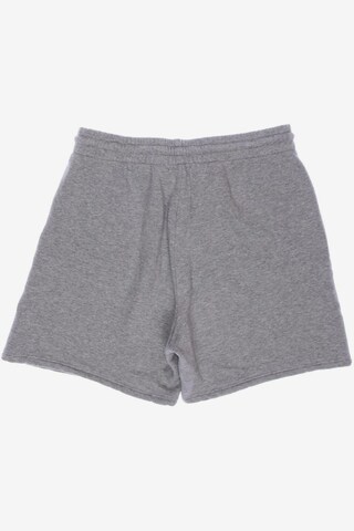 UGG Shorts in M in Grey