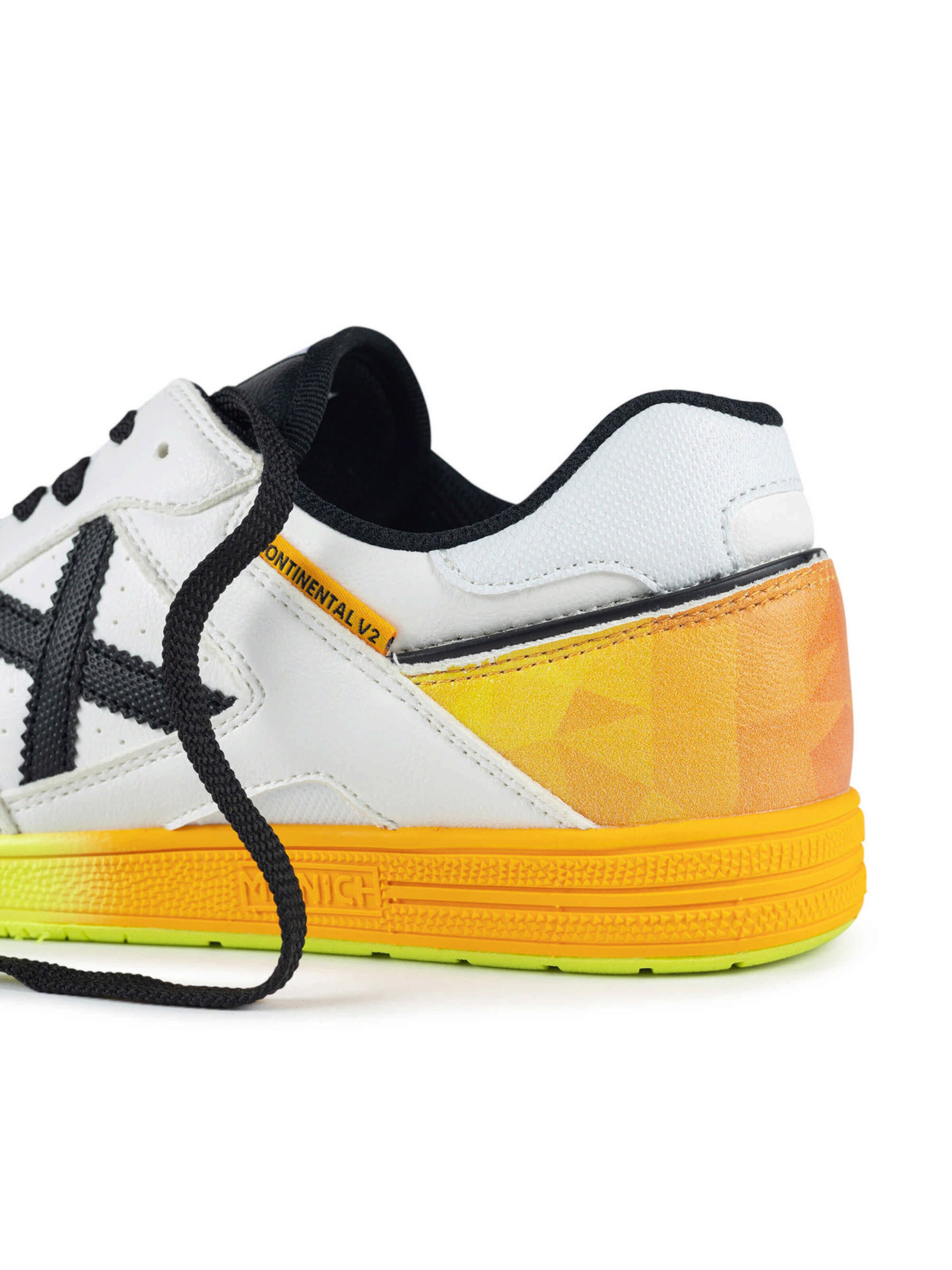 MUNICH Sneakersy niskie 'Continental V2' w kolorze biały