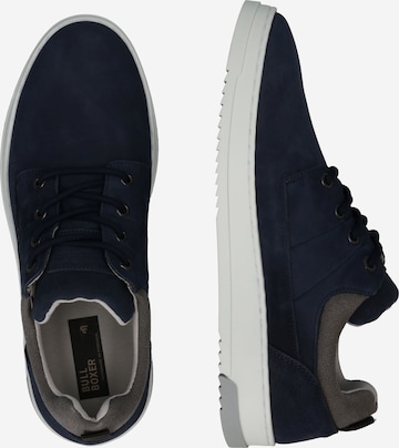 BULLBOXER Sneaker in Blau