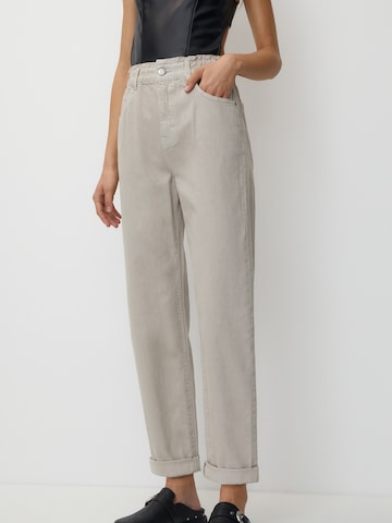 Pull&Bear Regular Jeans in Beige: voorkant