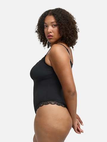 Body 'Bodysuit String mit Lace' cfab (formerly creamy fabrics) en noir