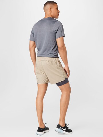 Newline Regular Sportshorts in Grün