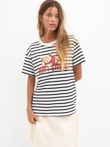 Pull&Bear Koszulka w kolorze biały: przód