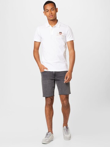 GAP Regular Shorts in Grau