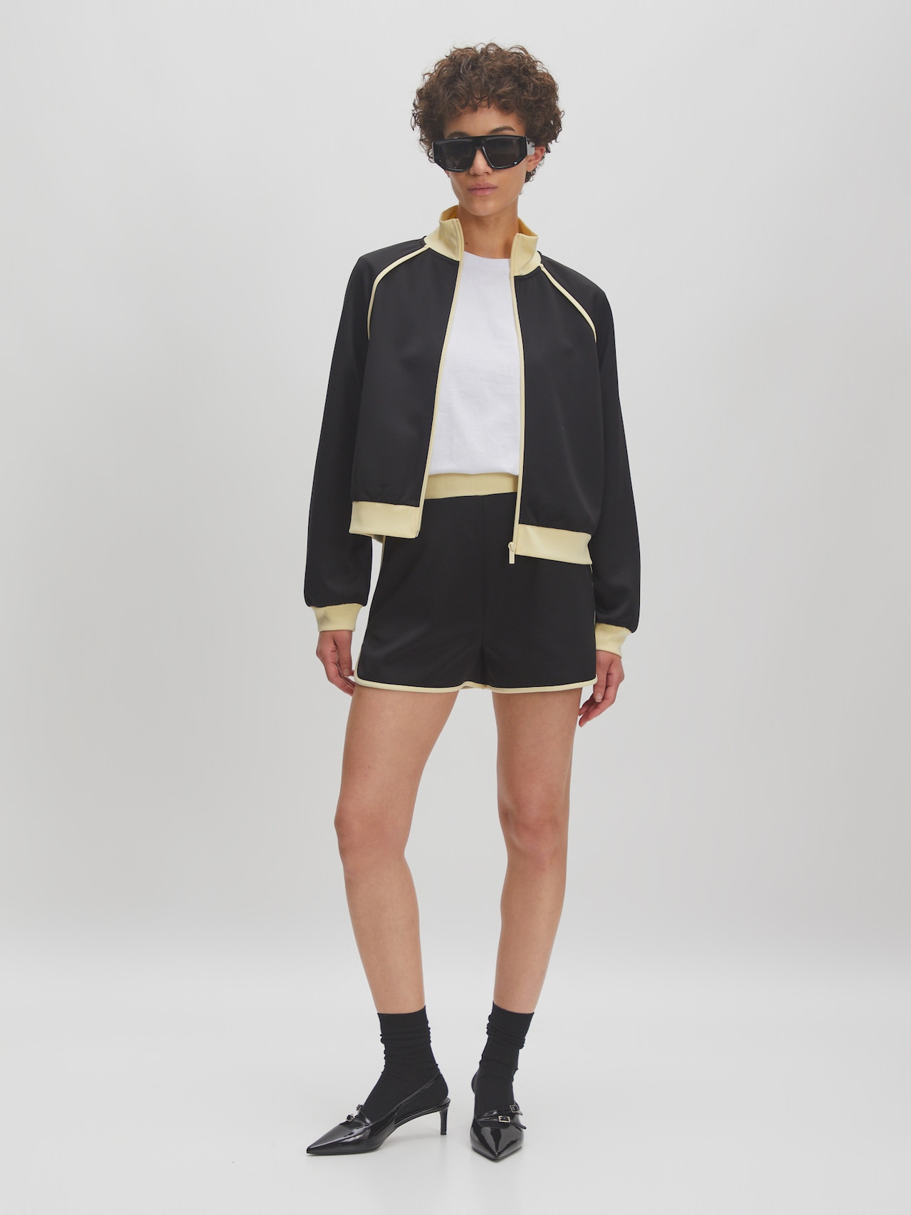 EDITED Produkte Hose 'Tya' schwarz