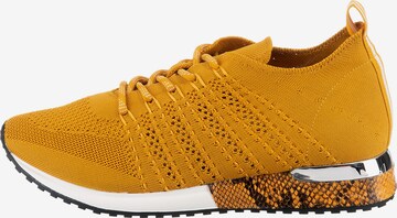 LA STRADA Sneakers in Yellow