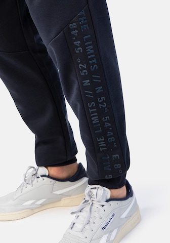 Effilé Pantalon 'James' Hero en bleu