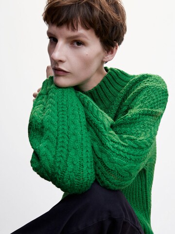 MANGO Sweater 'Bambi' in Green