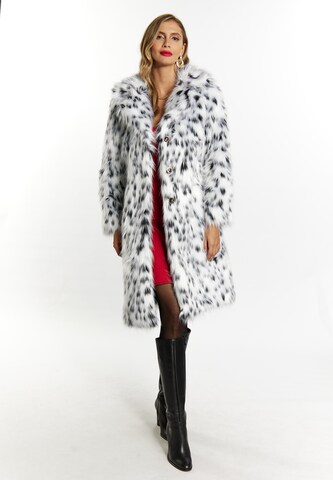 faina Winter Coat in White