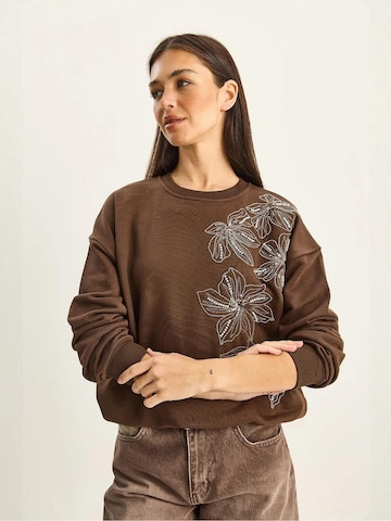 Felpa di Bianco Lucci in marrone