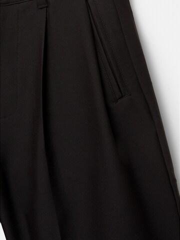 Baggy Pantalon à pince Pull&Bear en noir