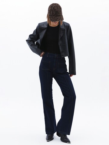 OXXO Top in Black