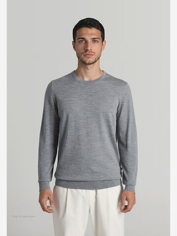 MAERZ Muenchen Pullover in Grau: Vorderseite
