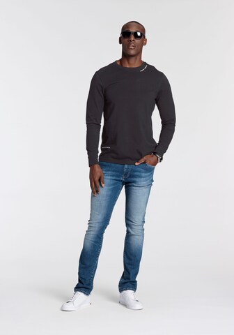 DELMAO Shirt in Schwarz