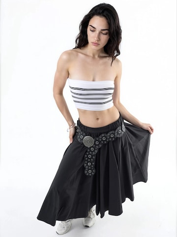 Busem Top in White