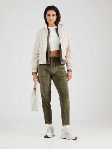 s.Oliver Regular Broek in Groen