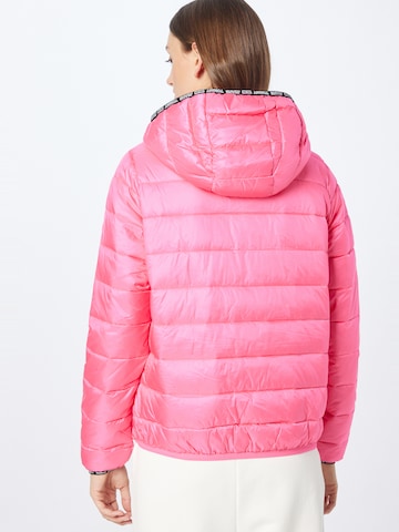 Tommy Jeans Regular Jacke in Pink