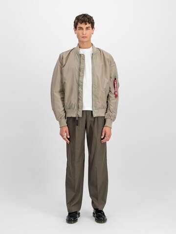 ALPHA INDUSTRIES Tussenjas 'MA-1 TT' in Beige