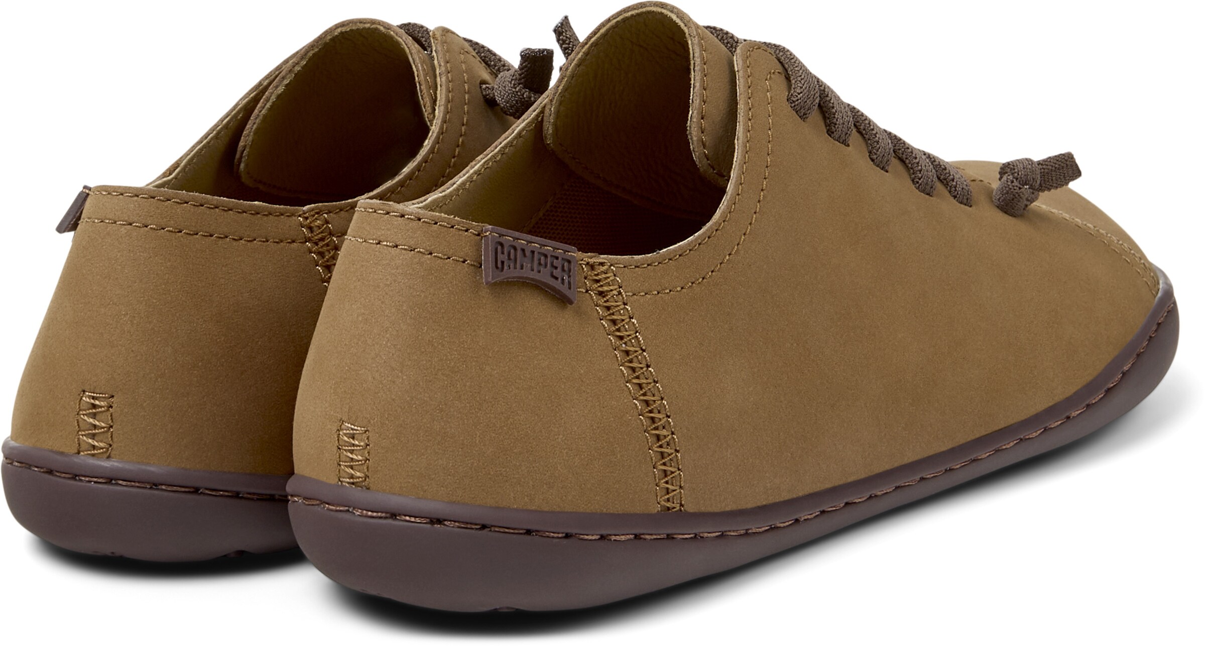 Baskets basses 'Peu Cami' CAMPER en marron