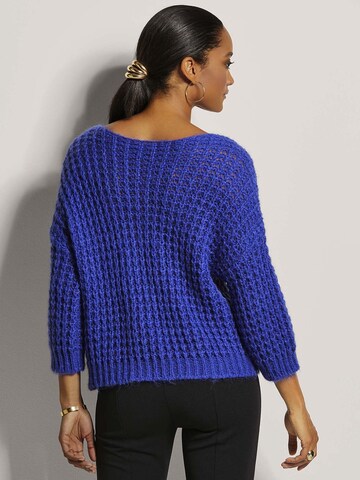 MADELEINE Pullover in Blau