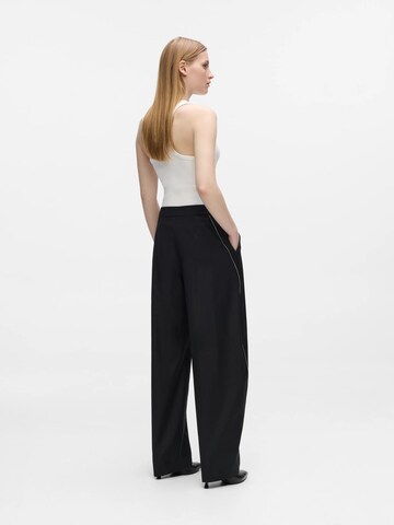 Karl Lagerfeld - Barrel Calças em preto