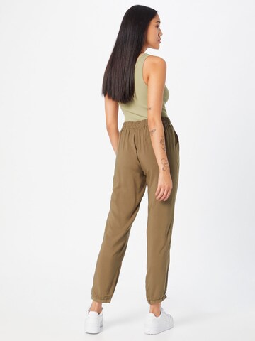 ZABAIONE Tapered Hose 'Mary' in Grün