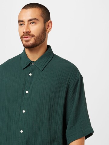 WEEKDAY Comfort fit Button Up Shirt in Green