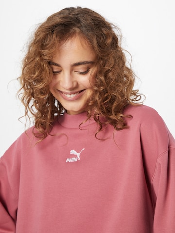 Sweat-shirt 'Classics' PUMA en rose