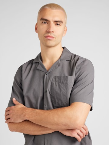 HOLLISTERRegular Fit Košulja - siva boja