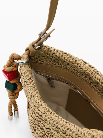 Desigual Τσάντα ώμου σε μπεζ