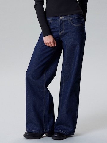 LMTD Wide Leg Jeans 'NLFBirm' in Blau: Vorderseite