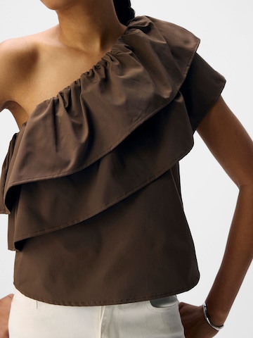 Top di OBJECT in marrone