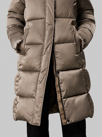 Veste d’hiver Calvin Klein Jeans en marron