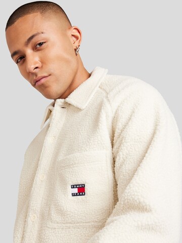 Tommy Jeans Tussenjas in Wit