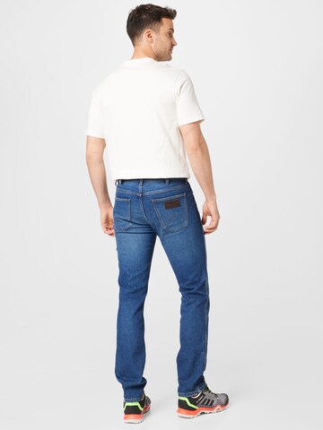 Regular Jean 'GREENSBORO' WRANGLER en bleu