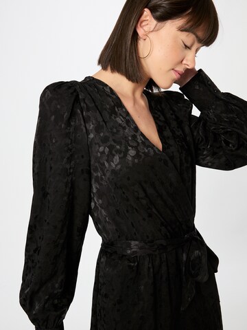 La petite étoile Shirt Dress 'FLYN' in Black