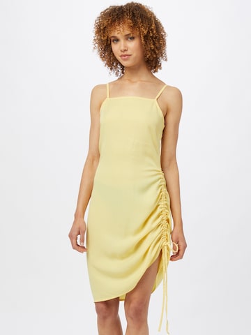 NU-IN - Vestido en amarillo: frente