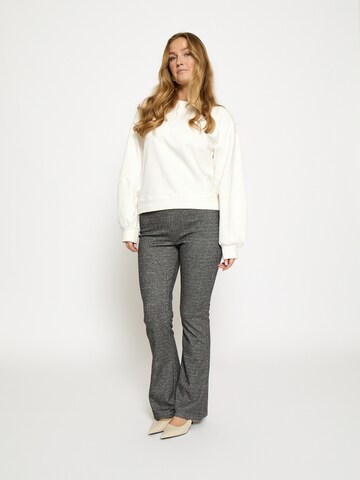Flared Leggings 'Eninna' di DESIRES in grigio