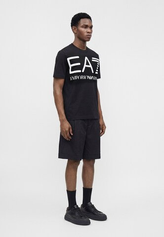 EA7 Emporio Armani Funkcionalna majica | črna barva: ob strani