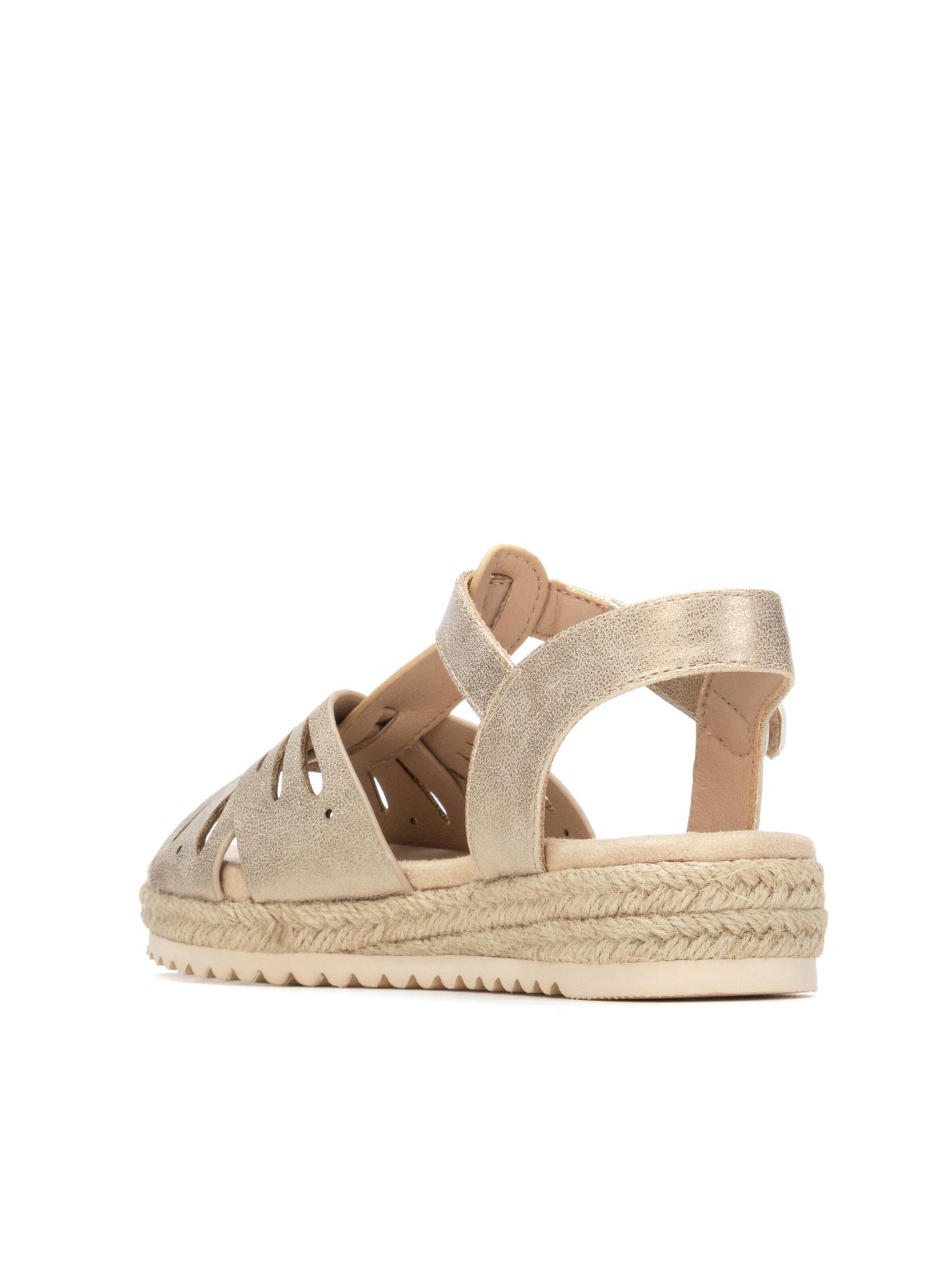 Xti - Sandalias en oro