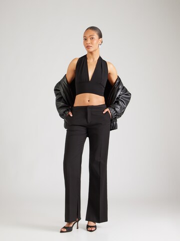 ABOUT YOU Toppi 'Ayana' värissä musta